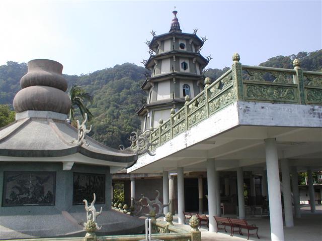 Close up of the pagoda and surrounds